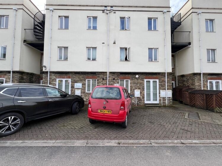 Double Fronted Office Space for Sale Near Montpelier Train Station in Bristol Photo 8