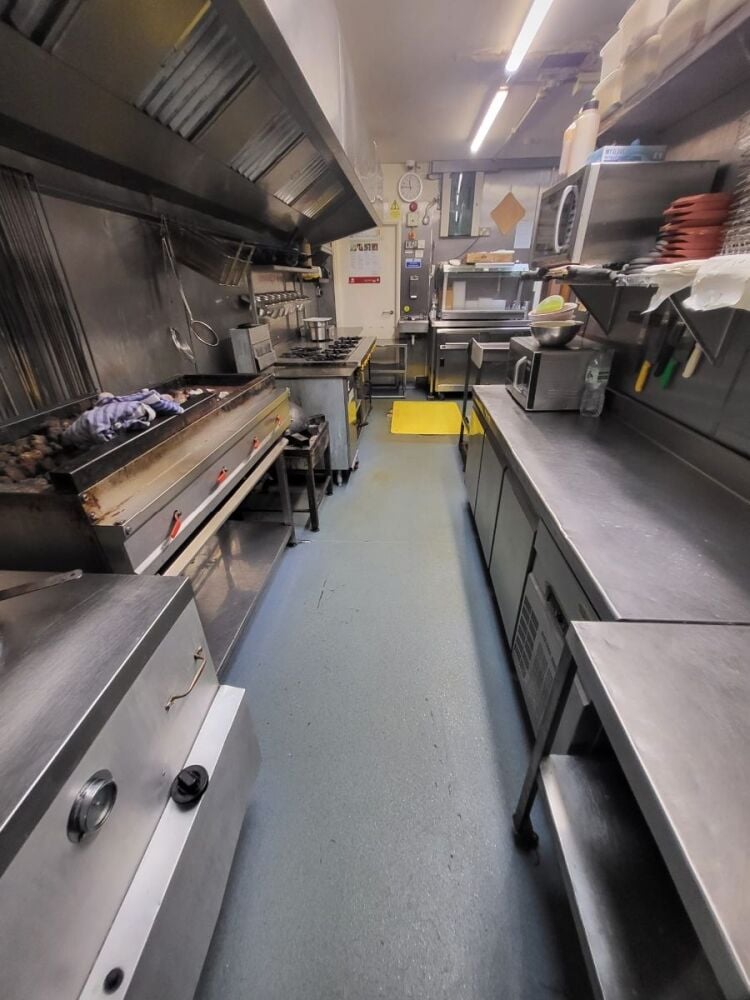 Indian Restaurant Business for Sale in North London Photo 8