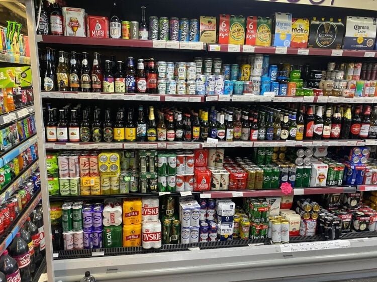 Grocery and convenience store for sale in London near Wood Green Photo 8