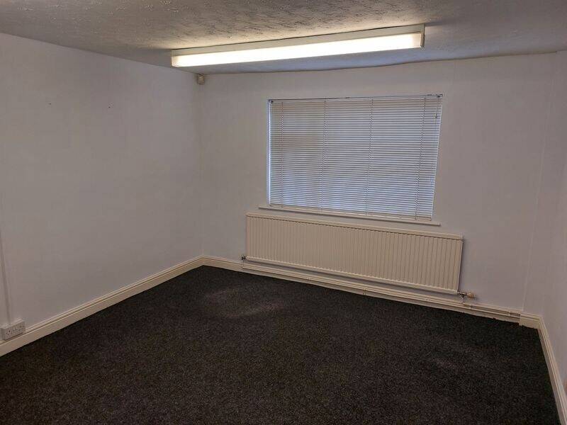 Office space for sale in Acomb York with potential for residential conversion and parking available Photo 8