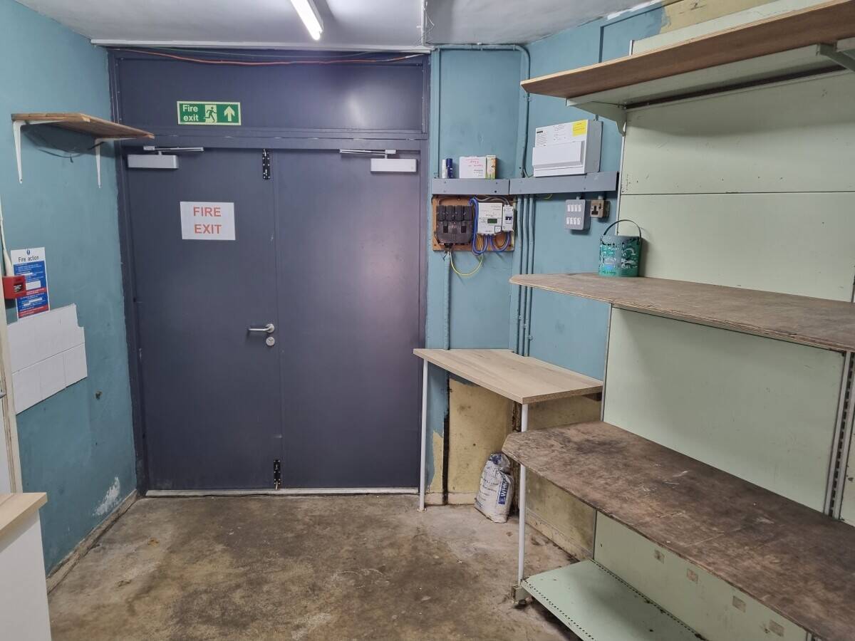 Vacant Shop For Sale in Sheerness High Street, Sheerness Kent Photo 8