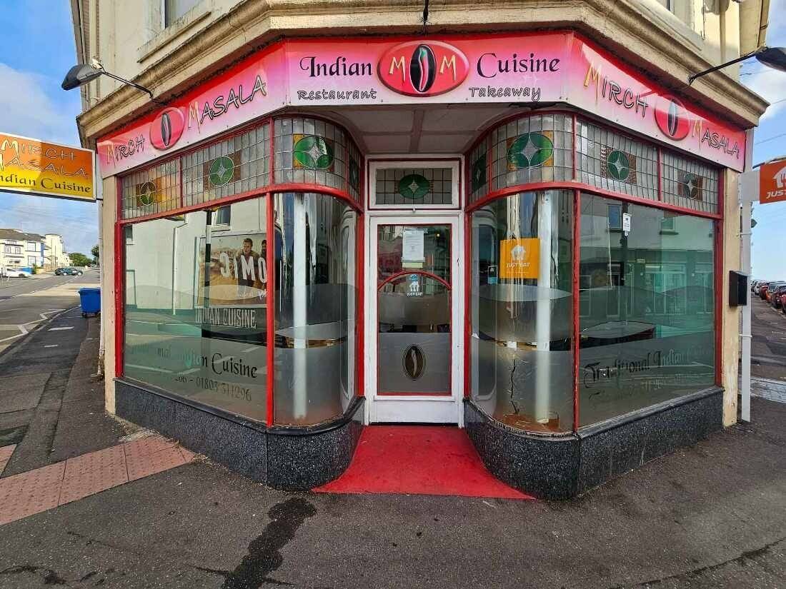 A fantastic corner-positioned restaurant/retail unit To Let Photo 8