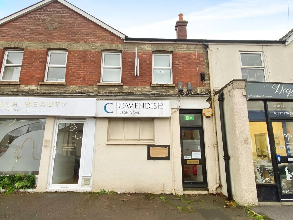 Freehold Investment Property with Two Commercial Units in Reading Berkshire Photo 8