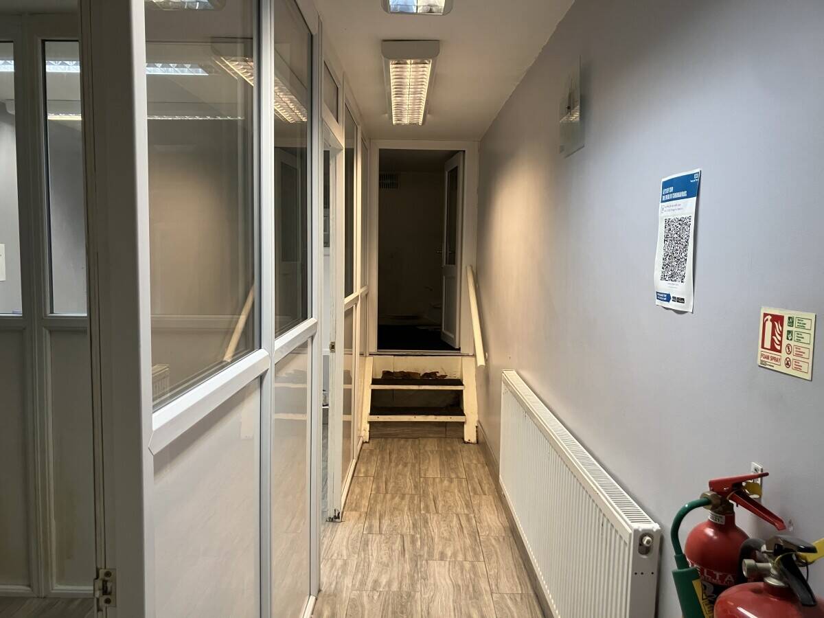 Retail/Office Space Available on Busy Soho Road in Handsworth, Birmingham Photo 8
