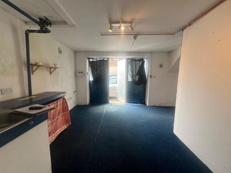 Ground floor former recording studio and workshop for sale in Bristol Photo 8