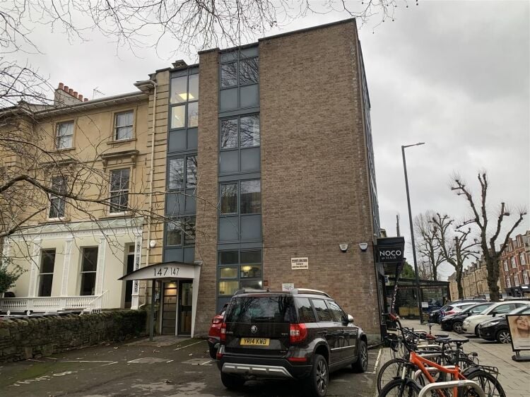 Top Floor Office Suite for Sale on Whiteladies Road in Bristol Photo 8