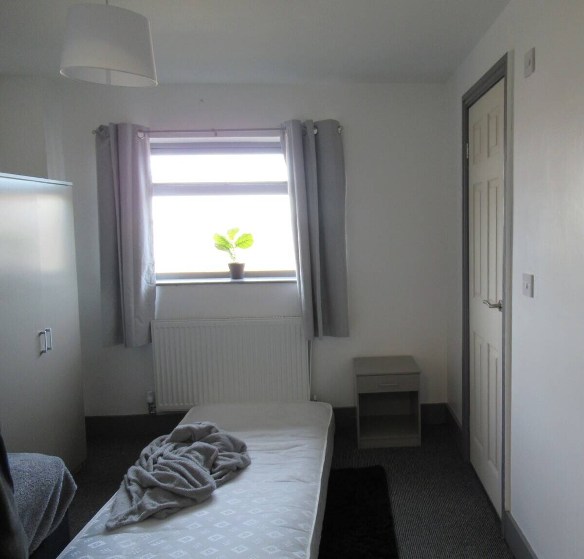 Large Residential Institution for Sale in Darwen Lancashire Photo 8