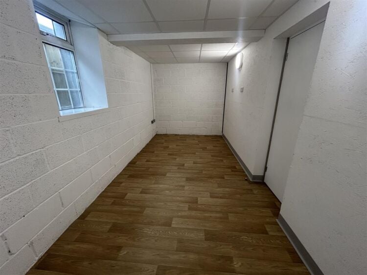 Light industrial unit extending to approximately 1,612 sq ft, configured to provide predominantly open plan workshop accommodation complemented by a s Photo 8