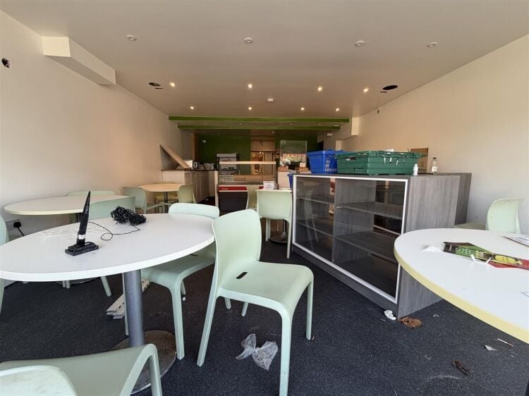Mid-terrace retail unit for sale in Southmead, Bristol with 1,203 sq ft of adaptable space Photo 8