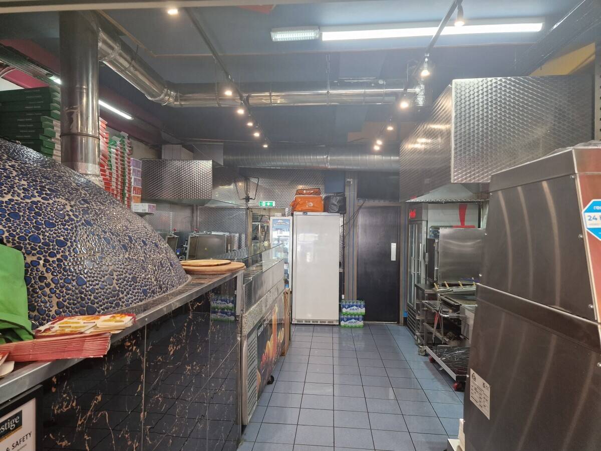 Takeaway Property for Sale on Kilburn High Road, City of London Photo 7