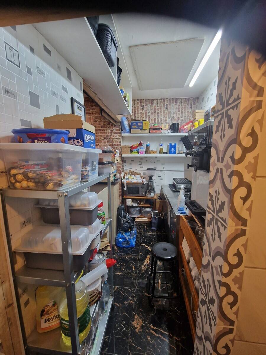 Café for sale in Camden with high morning foot traffic and potential for extended hours Photo 8