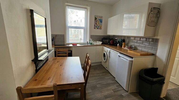 Holiday Lettings Business for Sale in Central Bournemouth with Converted Penthouse Photo 8