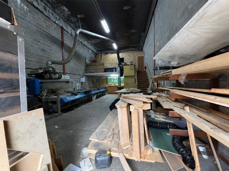 An industrial unit, currenting arranged as a joiners, of approximately 1,536 sq ft located within the printworks development which is currently underg Photo 8