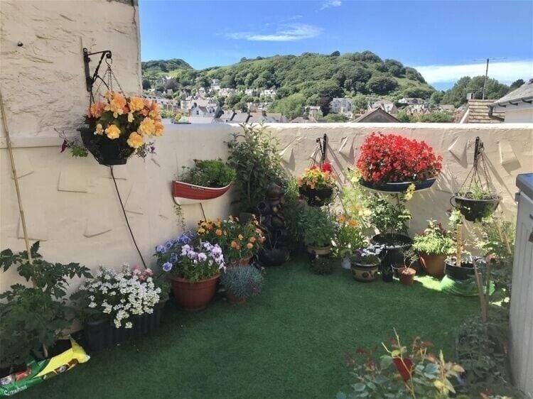 Charming, Award-Winning Tearoom with Spacious Home in Ilfracombe's Heart for Sale Photo 8