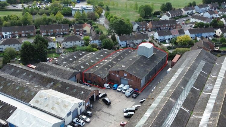 Industrial unit for sale in Bristol with offices and parking space available from November 2026 Photo 8