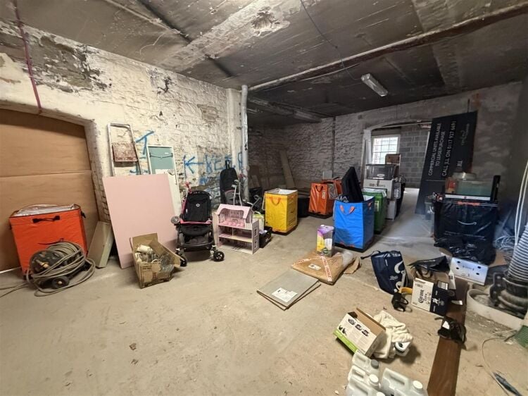 Two undeveloped commercial units for sale in a Grade II Listed development in Bristol Photo 8