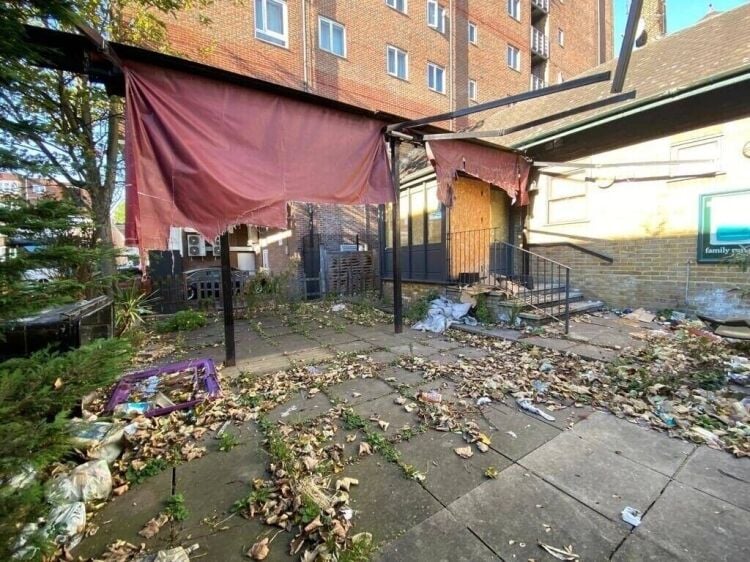 Prime London Location - Detached Pub with Alternate Use Potential, Near Wood Green Station Photo 8