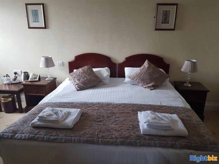Charming Seafront Hotel with 18 Rooms and Function Venue for Sale in South Wales Photo 8