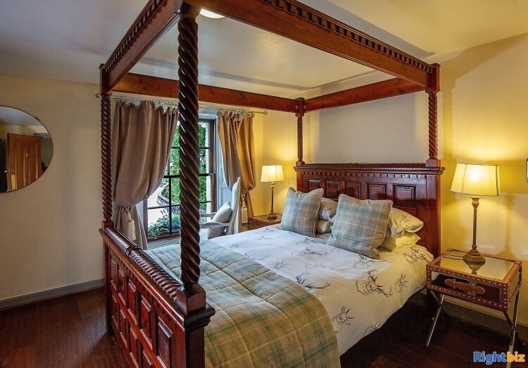 Highland Country Inn & Smokehouse with Adjoining Cottage in Scenic Killin Stirling For Sale Photo 8