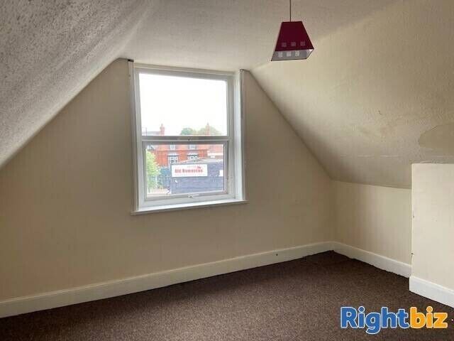 Prominent Corner Commercial Property Available in Kings Heath Birmingham Photo 8