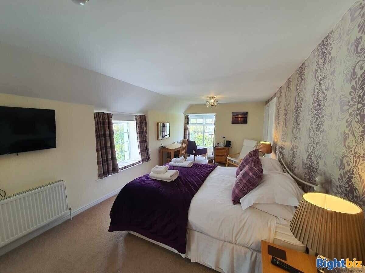 17-Bedroom Hotel and 5 Self-Contained Apartments in Desirable Newquay Cornwall Photo 8