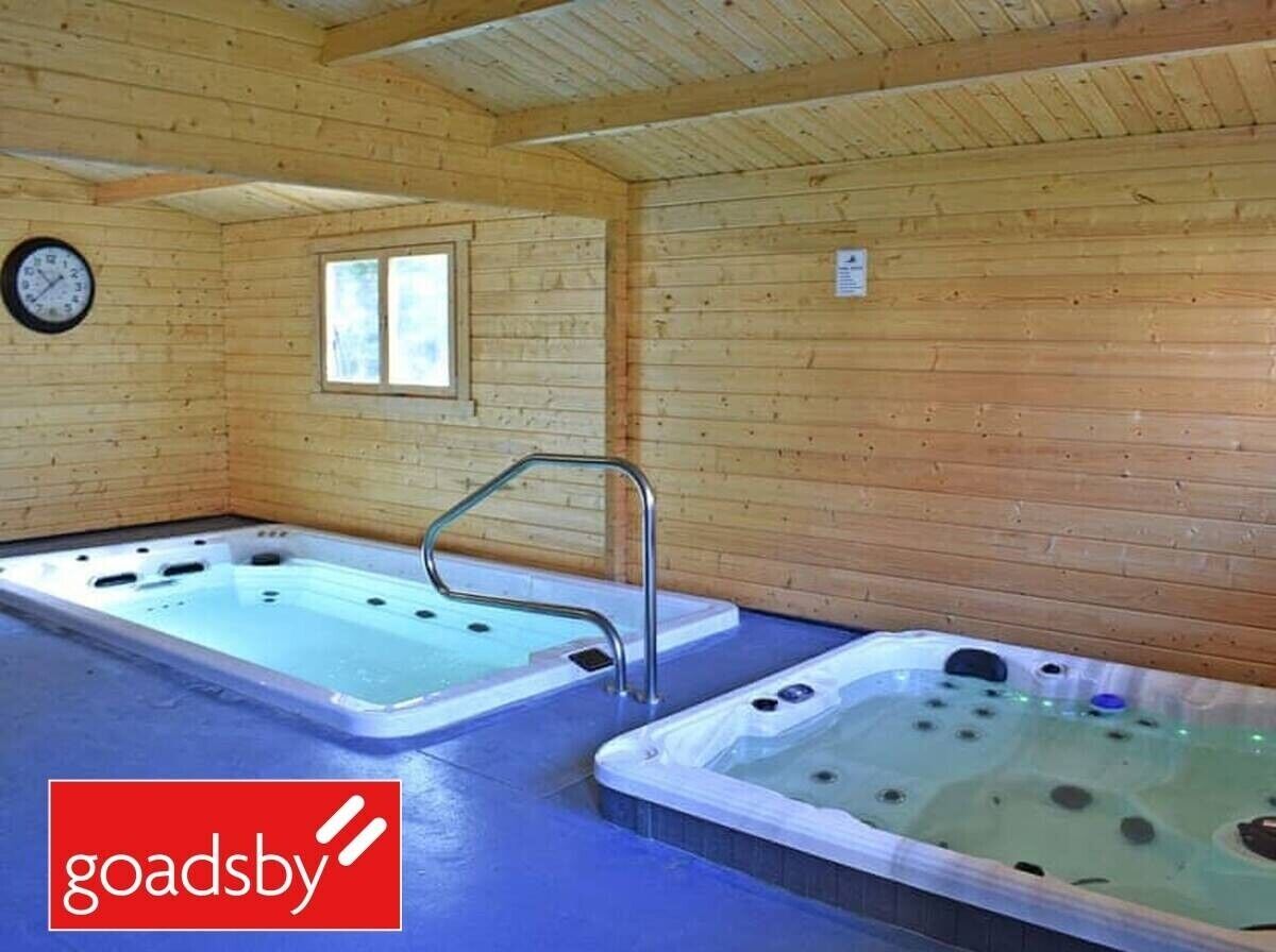 Newly Constructed Serviced Accommodation Business in Hythe Hampshire Photo 9