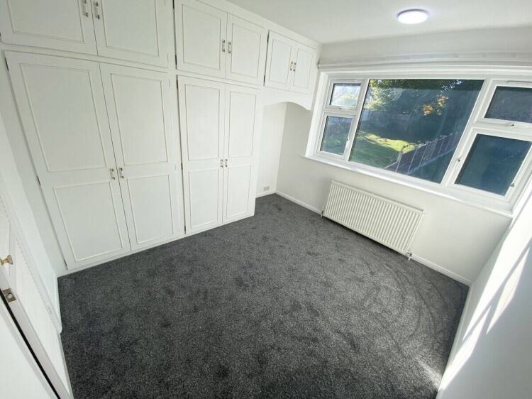 Renovated 5-Bedroom Semi-Detached Property in Desirable Oadby, Leicester LE2 Kendrick Drive Photo 9