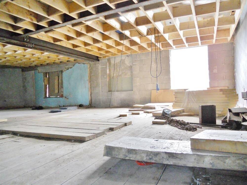 Prime Freehold Development Property in Cardiff Town with Approved Planning Photo 9