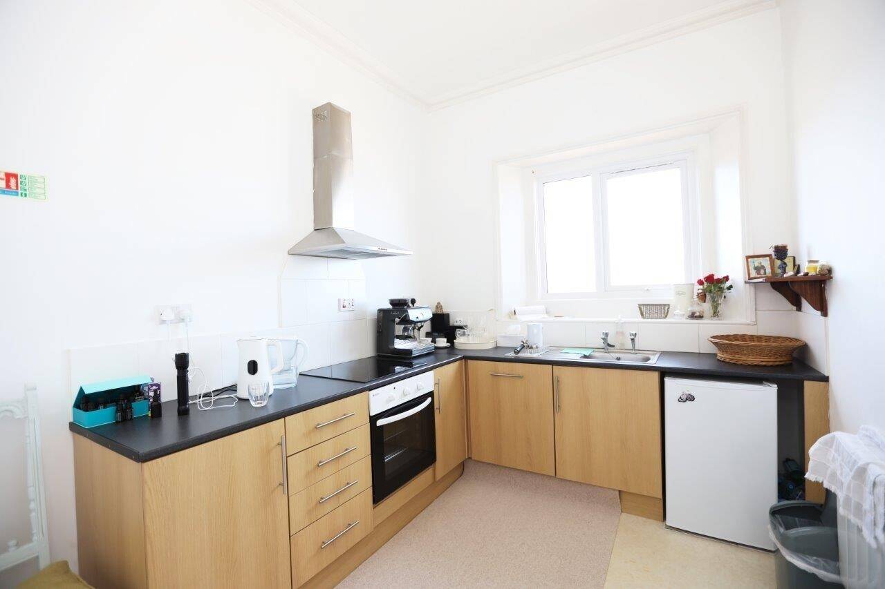 Prime Seaside Investment Opportunity, Residential/Commercial Property in Lowestoft Photo 9