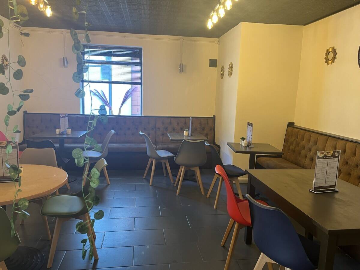 Fully Equipped, Family-Run Café / Restaurant Available for Lease in Ashford, Kent Photo 9