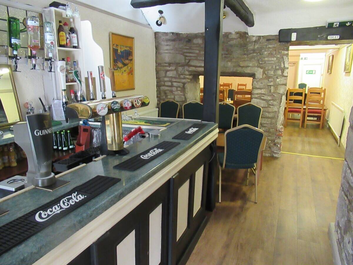Prime East Lancashire Restaurant Available, Potential for Residential Conversion Photo 9