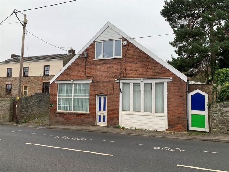 Spacious 2-Storey Workshop/Office Unit Available for Lease in Prime Bristol Location Photo 9