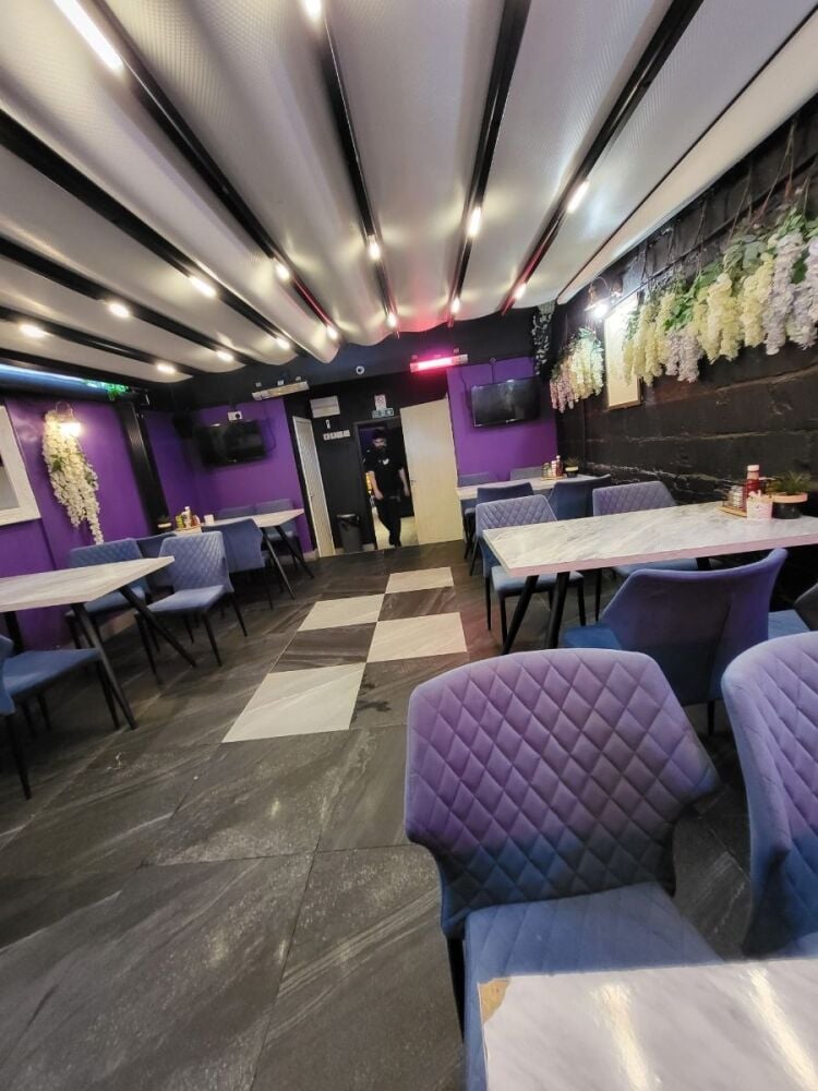 Cafe and restaurant business for sale in Leytonstone London with spacious seating and growth potenti Photo 9