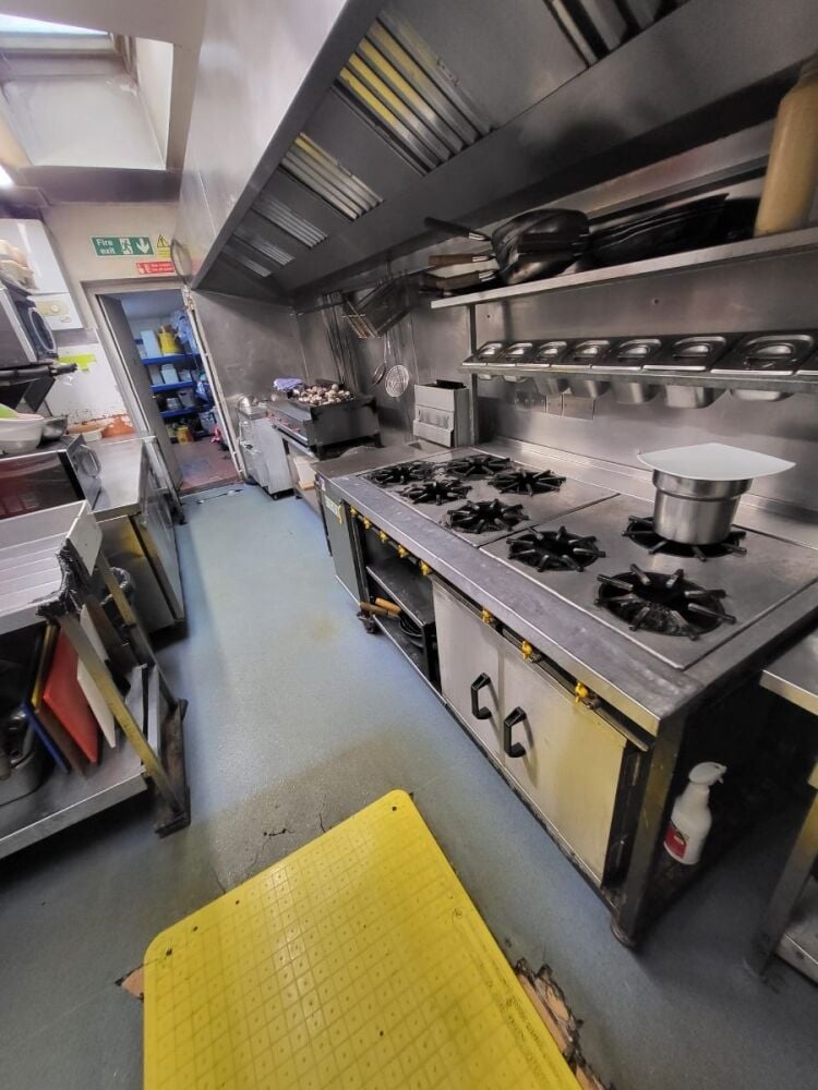 Indian Restaurant Business for Sale in North London Photo 9
