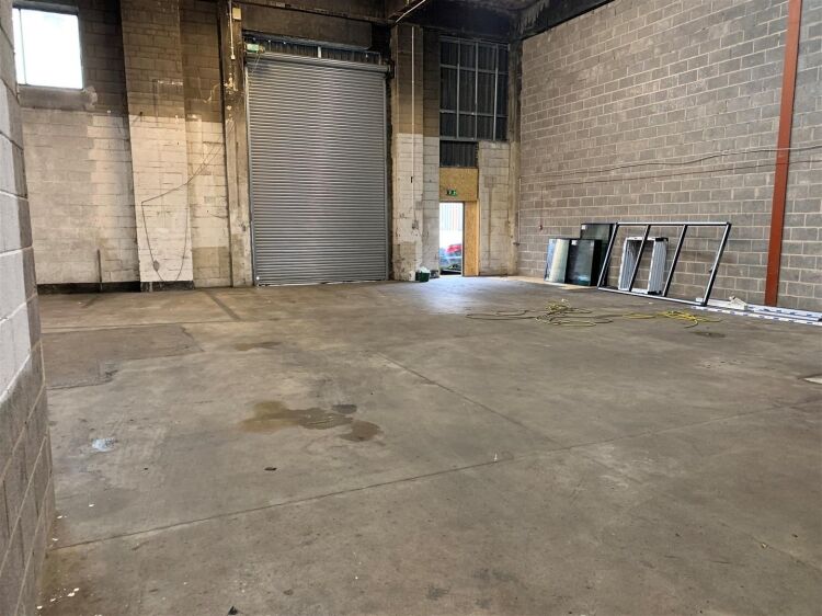 Industrial unit for sale in Bristol's Printworks Development with parking and 3-Phase electricity Photo 9