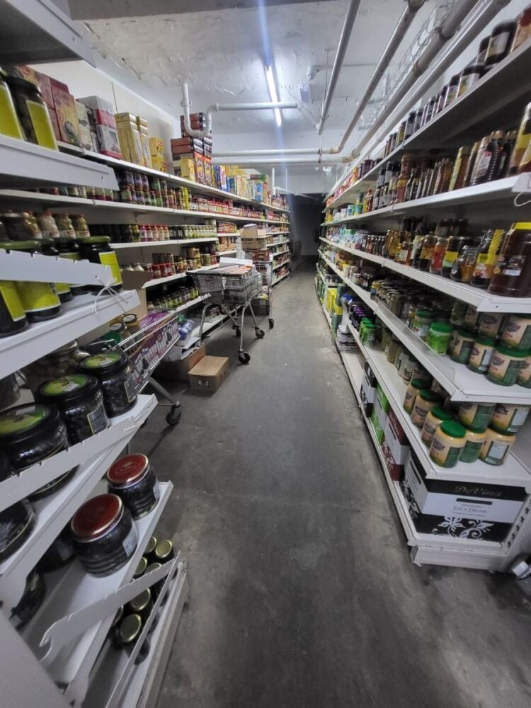A rare opportunity to acquire a thriving supermarket business with premium fit-out and strong freehold investment potential. Photo 9