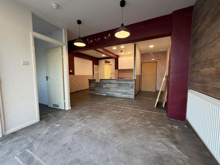 Ground floor retail unit available on Soundwell Road, Kingswood, Bristol, 538 sq ft. Photo 9