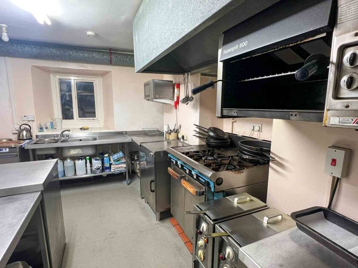 Bistro and Takeaway For Sale in St Marychurch, Torquay, Devon Photo 9