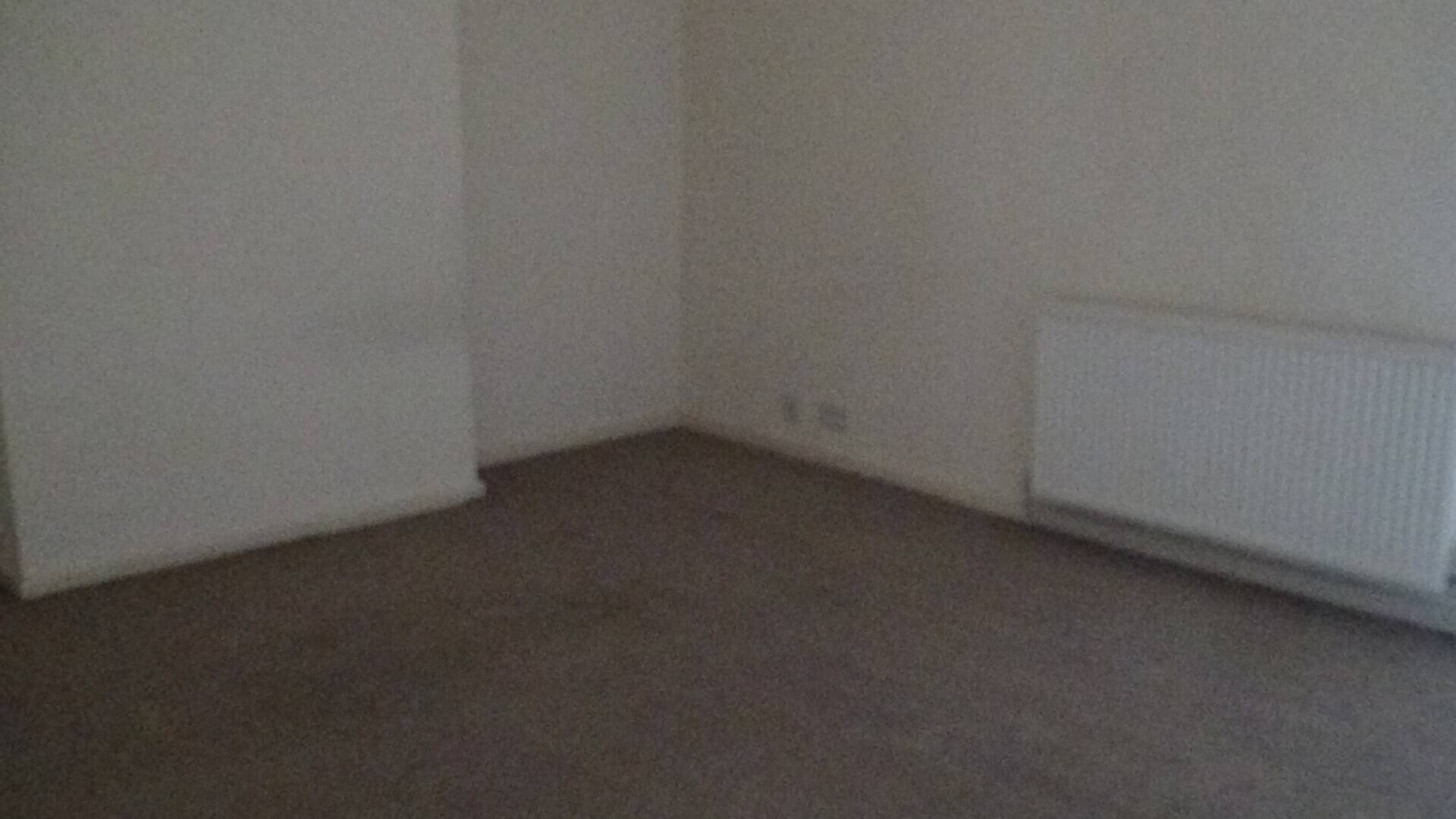 To Let. Large Corner Sited Ground Floor Shop with Self Contained 3 Bedroom Flat Over - Rent £15,000 Photo 9