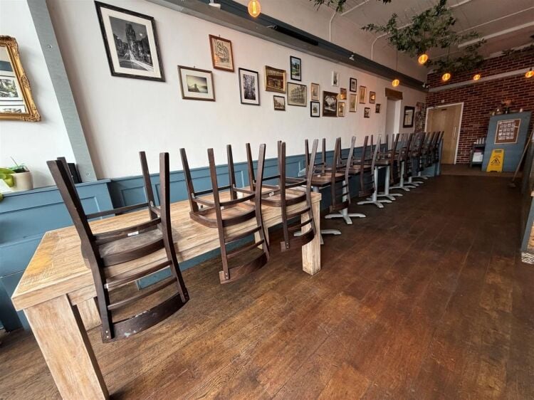 A fully fitted and licensed restaurant of approximately 900 ft², located on the high street in henleaze. the restaurant benefits from a fully equ Photo 9