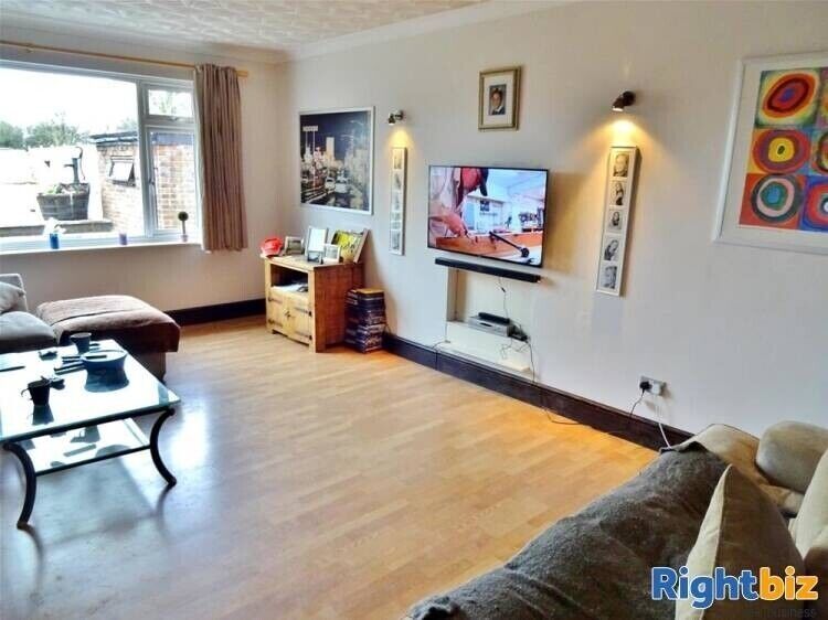 Renovated Surrey Boarding Kennels with Spacious Detached Family Home on 4.5 Acres Photo 9