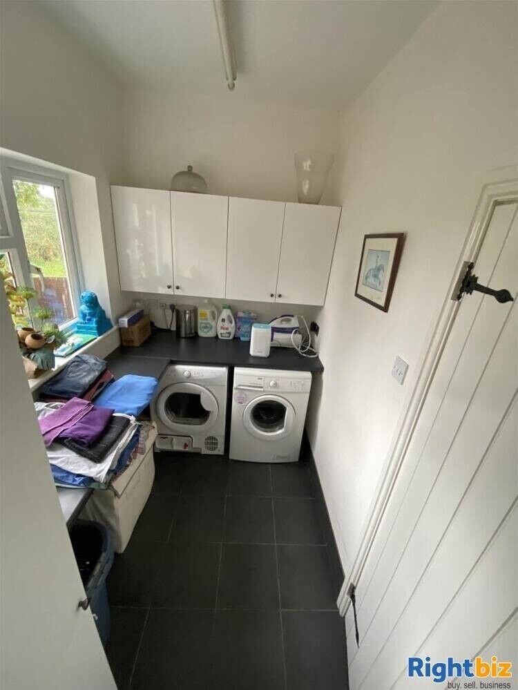 Unique Detached Bungalow with Kennel Facilities in Semi-Rural Staffordshire, PP for Two More Dwelli Photo 2