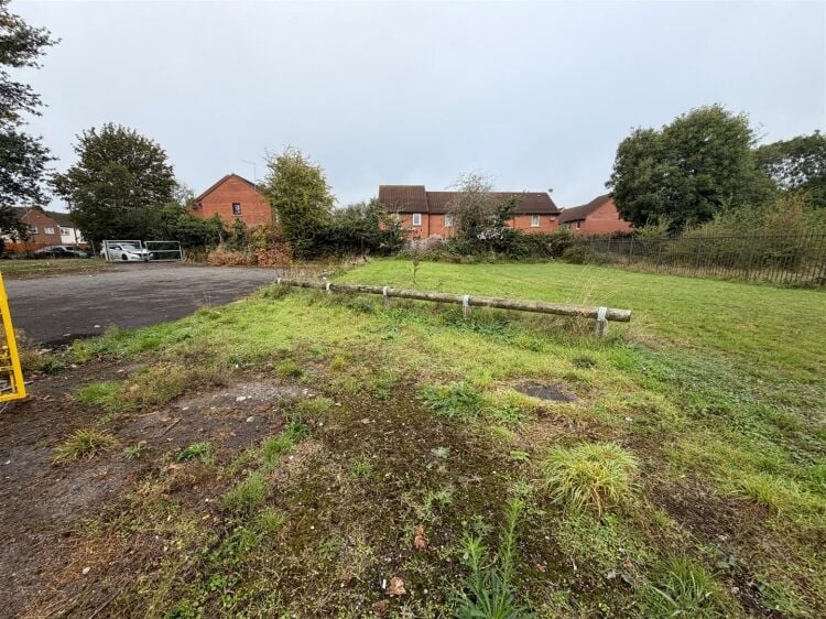 0.72-Acre Parcel in Bristol with Former Youth Centre Ready for Redevelopment Photo 9