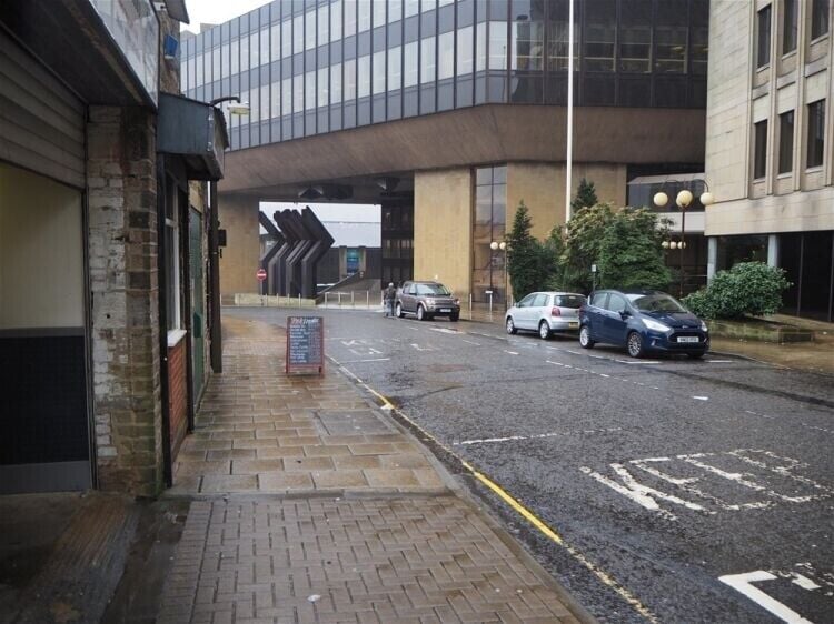 Prime Location Freehold Premises in Halifax, Perfect for Various Retail Opportunities Photo 9