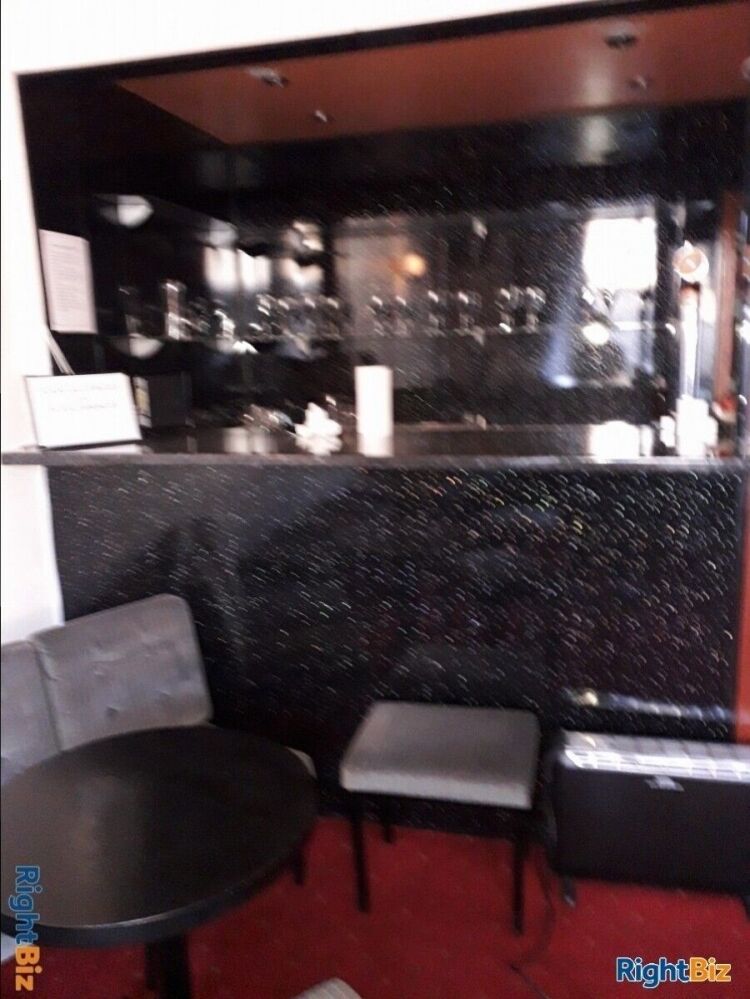 Versatile Restaurant Property in Falkirk Town Centre with Car Park, Perfect for Various Businesses Photo 9