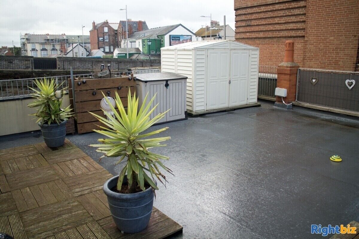 Excellent Town Centre Pub in Rhyl, Denbighshire with Apartments and Trade Gardens Photo 9