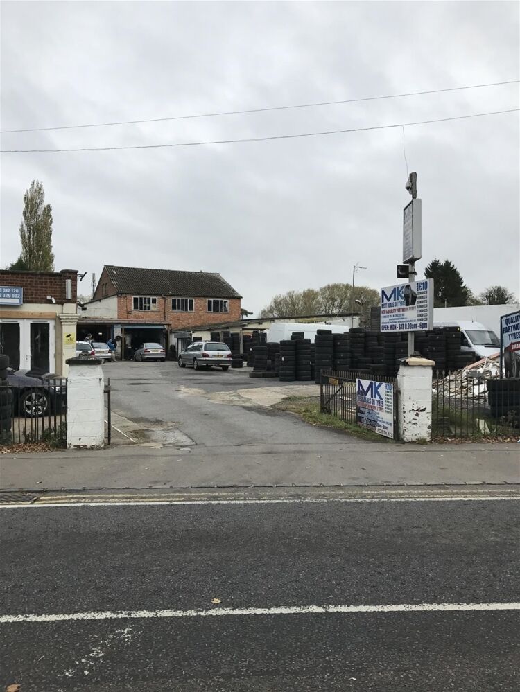 THRIVING TYRE SALES & FITTING CENTRE IN MILTON KEYNES THRIVING TYRE SALES & FITTING CENTRE IN MILTON KEYNES