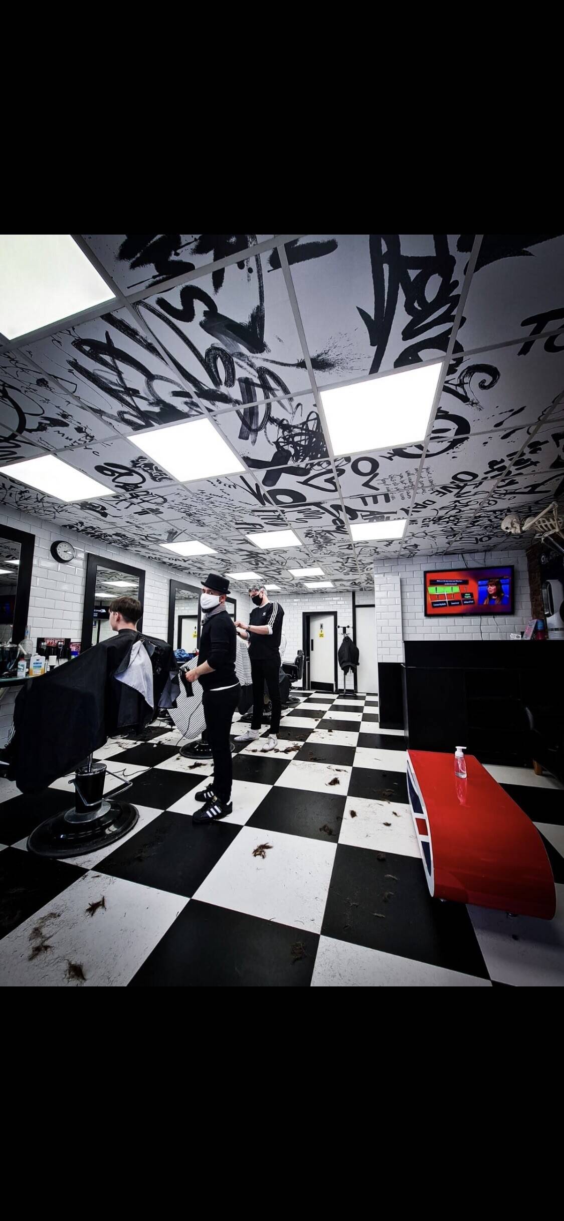 Leasehold barber shop for sale