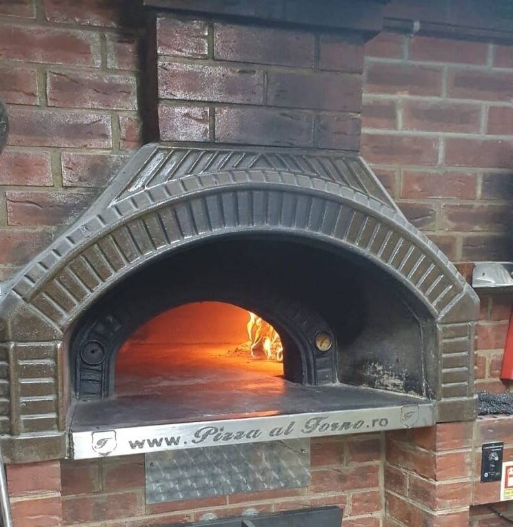 Restaurant Pizza Food Delivery for sale in Upton Park Photo 1