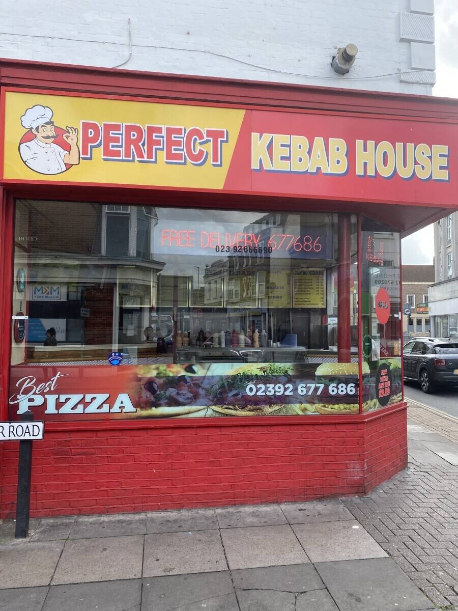 Busy Pizza & kebab Takeaway & Delivery corner shop Best location in north end Portsmouth Photo 1